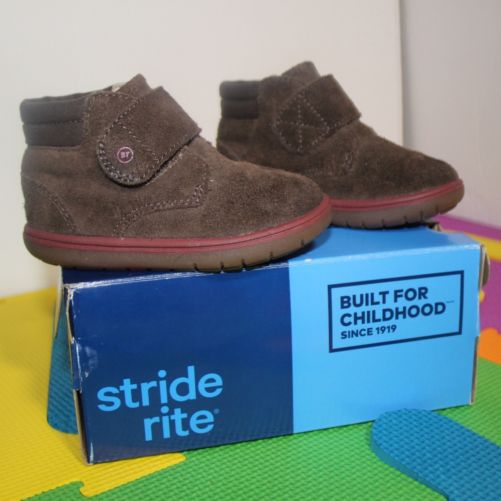 stride rite srtech lincoln bootie